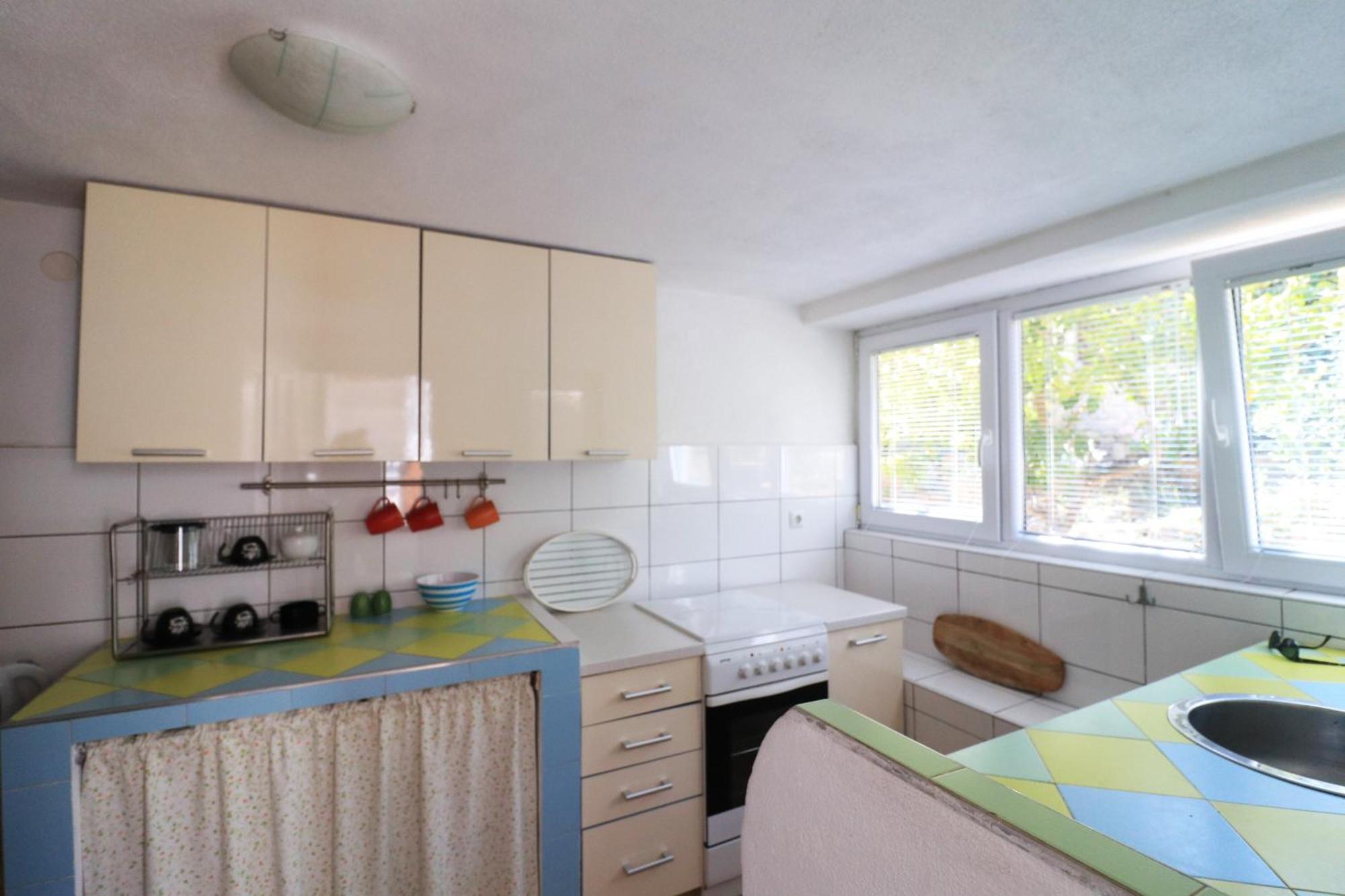 Apartments-Estate Under The Paintbrush ヴィス エクステリア 写真