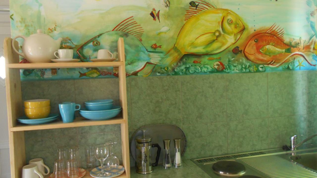 Apartments-Estate Under The Paintbrush ヴィス エクステリア 写真